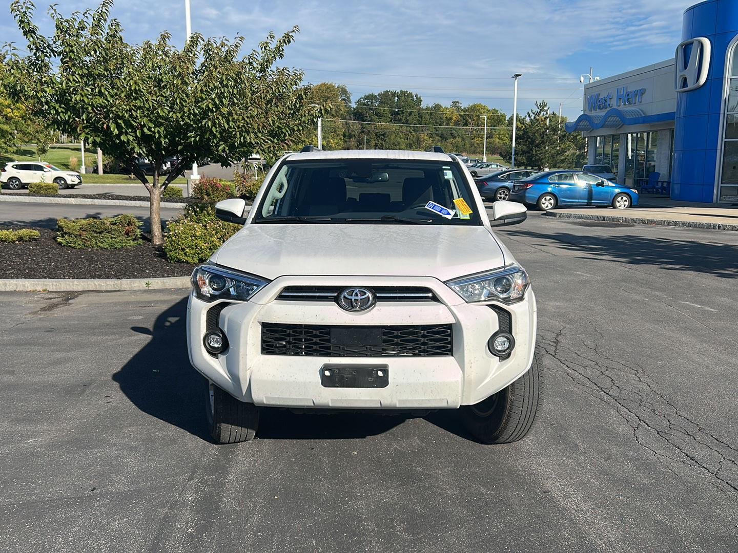 Used 2024 Ice Cap Toyota SR5 image 2