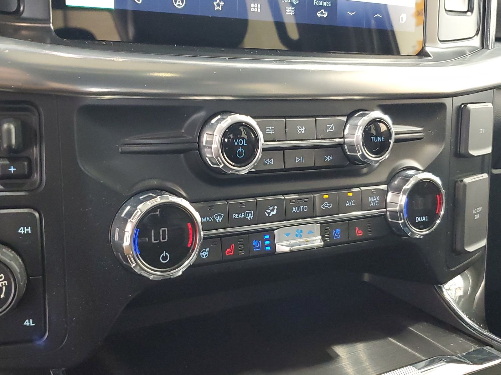 Certified Used 2021 Gray Ford Lariat image 25