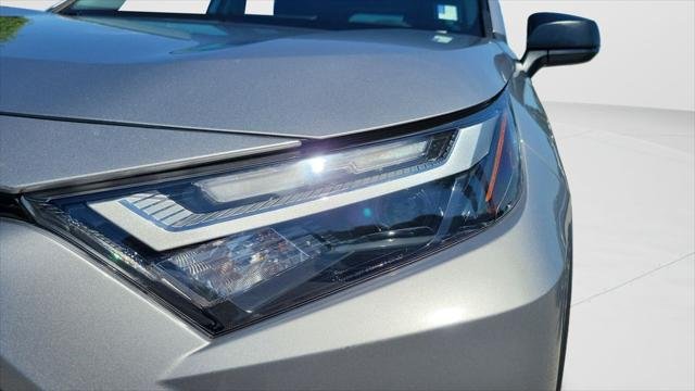 Certified Used 2023 SILVER SKY METALLIC Toyota  image 24