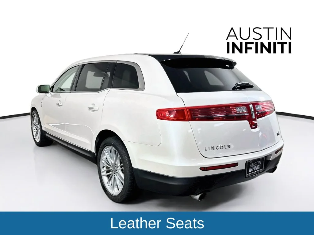 Used 2019 White Lincoln Standard image 5
