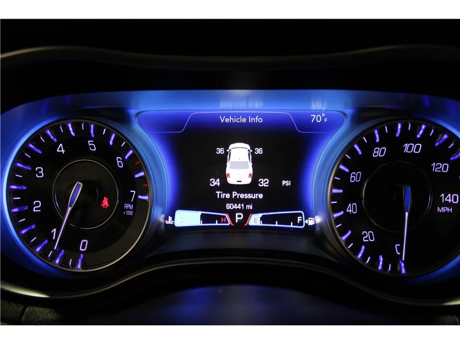 Used 2019 Granite Crystal Metallic Clearcoat Chrysler Touring image 27