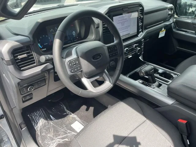 New 2026 Avalanche Ford XLT image 12