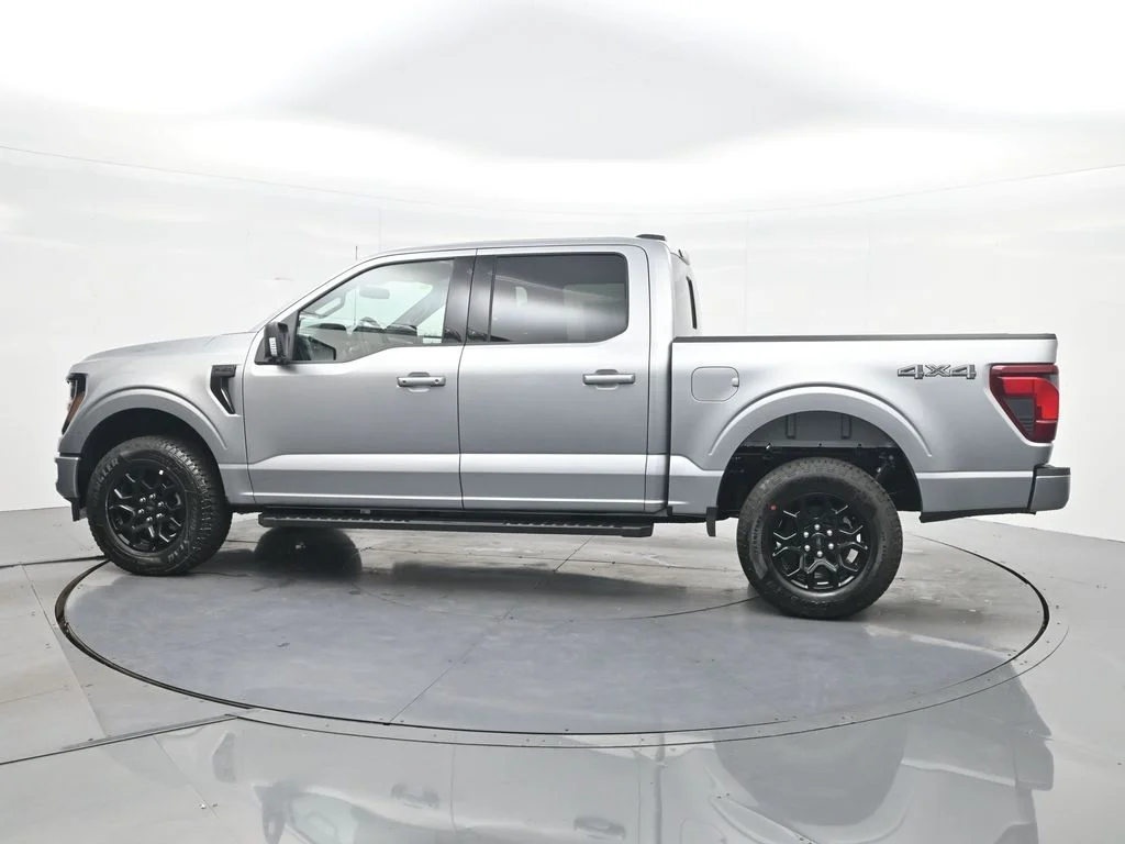 New 2026 Iconic Silver Metallic Ford XLT image 10