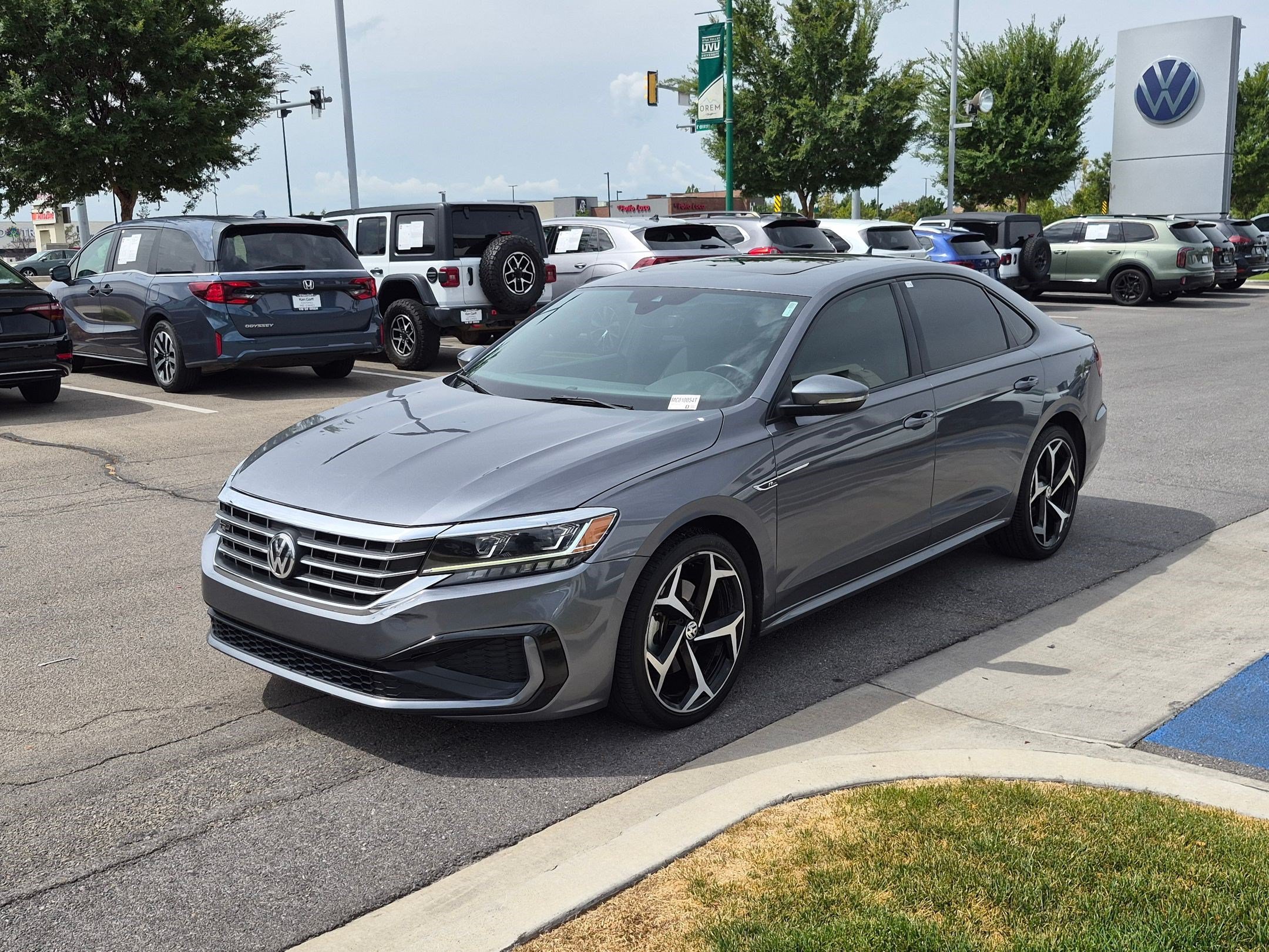 Used 2021 Platinum Gray Metallic Volkswagen 2.0T R-Line image 7