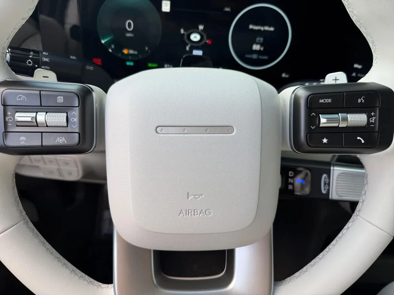 New 2027 Silver Hyundai SEL 7P image 18