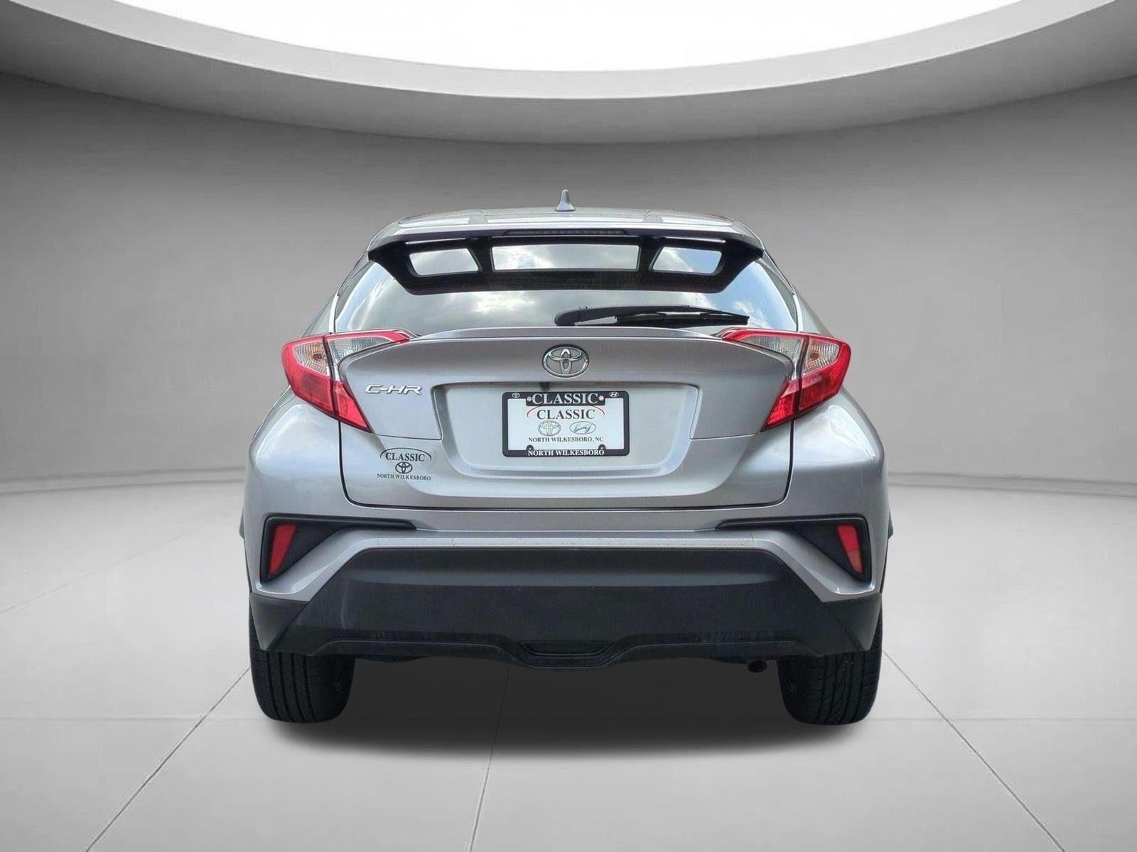 Used 2019 Silver Knockout Metallic Toyota XLE image 4