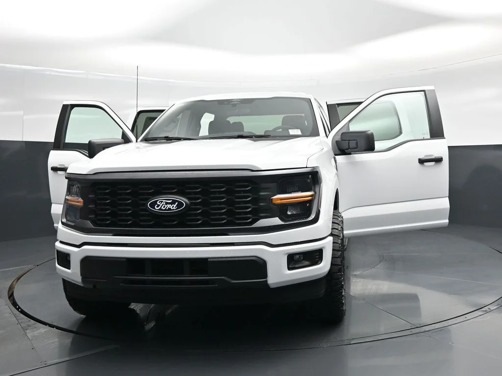 New 2026 Oxford White Ford STX image 23