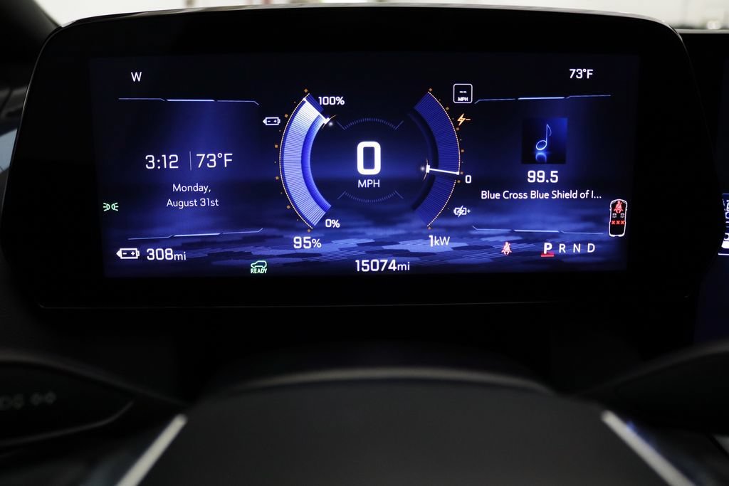 2024 Chevrolet Equinox EV LT - Photo 21