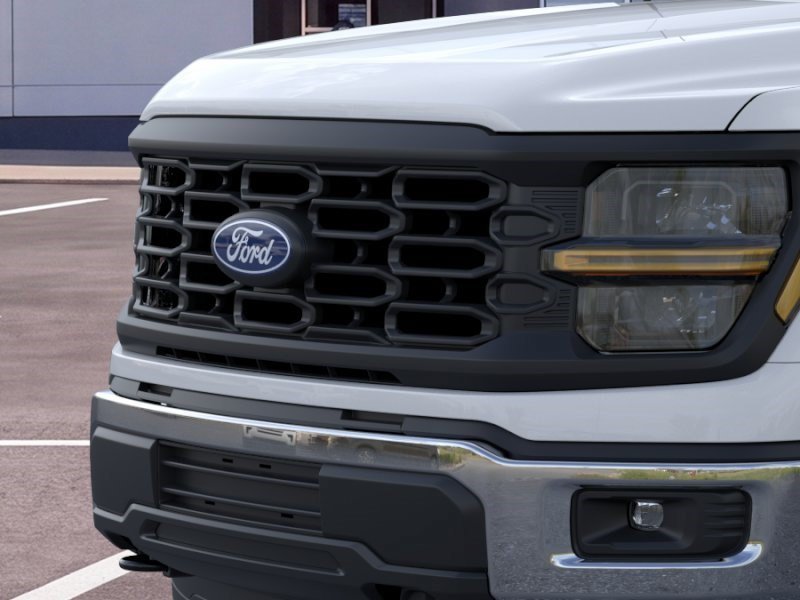 New 2026 Oxford White Ford XL image 18