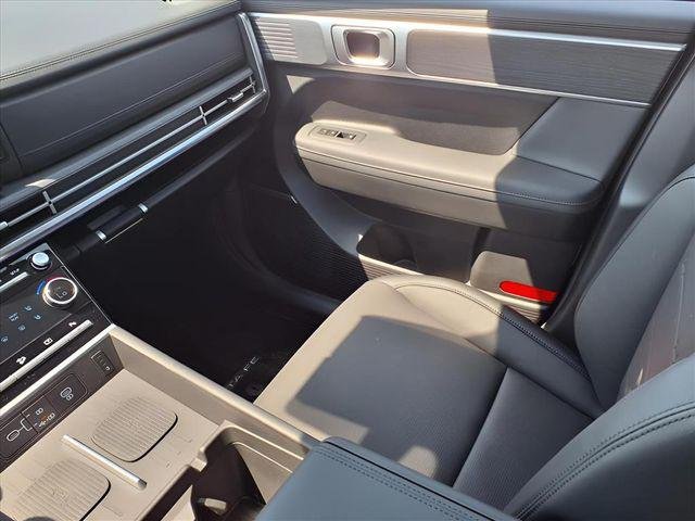 2026 Hyundai Santa Fe Limited - Photo 13