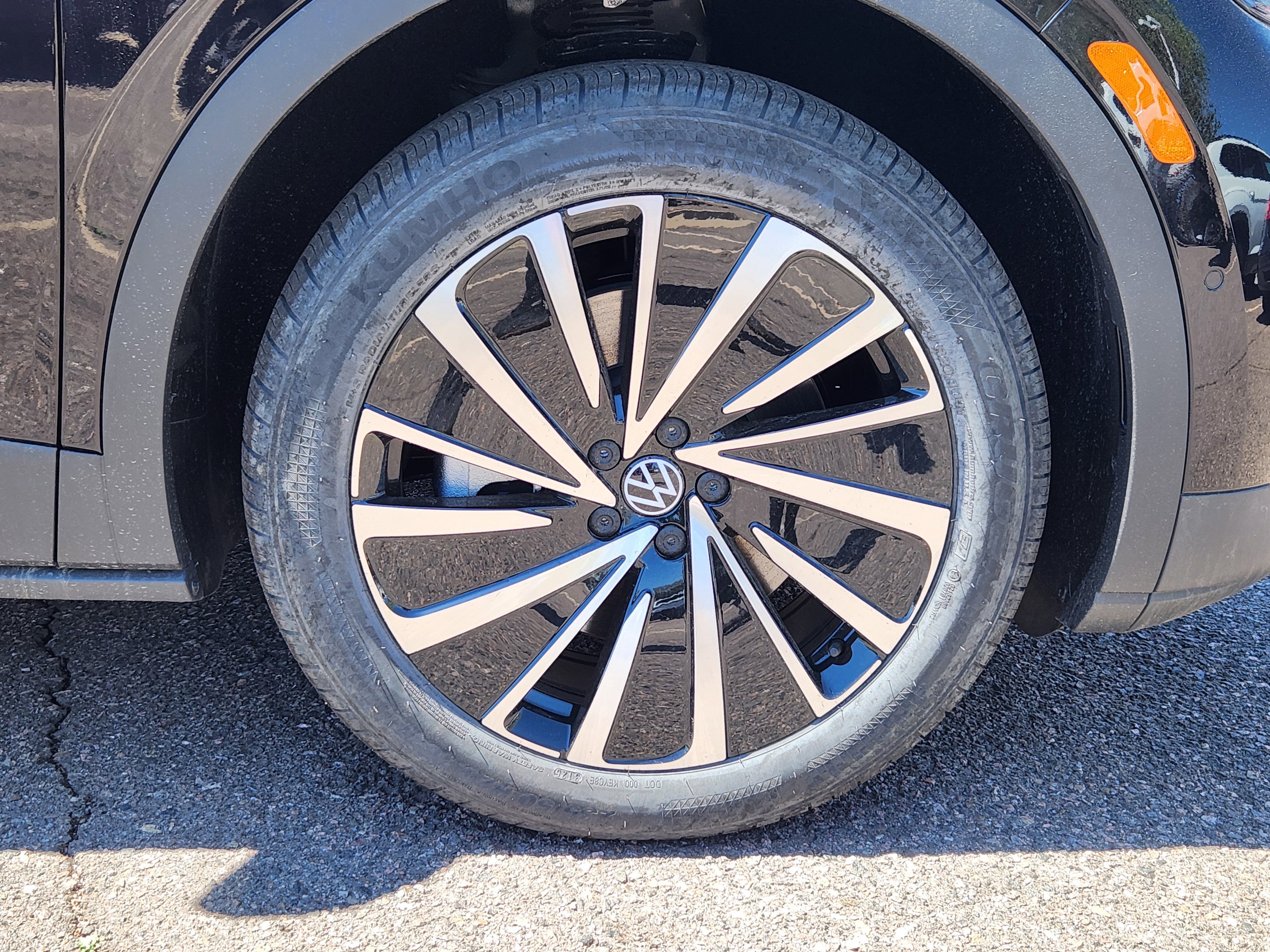 New 2026 Black Volkswagen Pro image 10