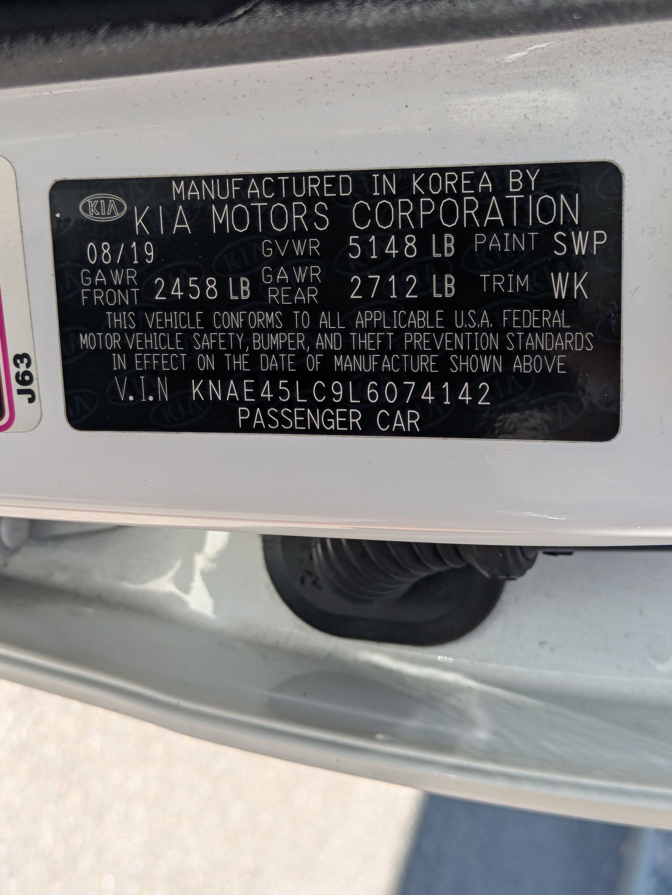 Used 2020 Snow White Pearl Kia GT1 image 31
