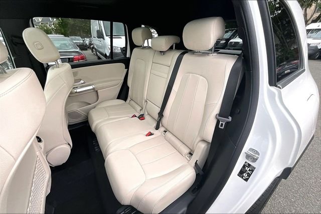 Used 2026 White Mercedes-Benz GLB 250 image 17