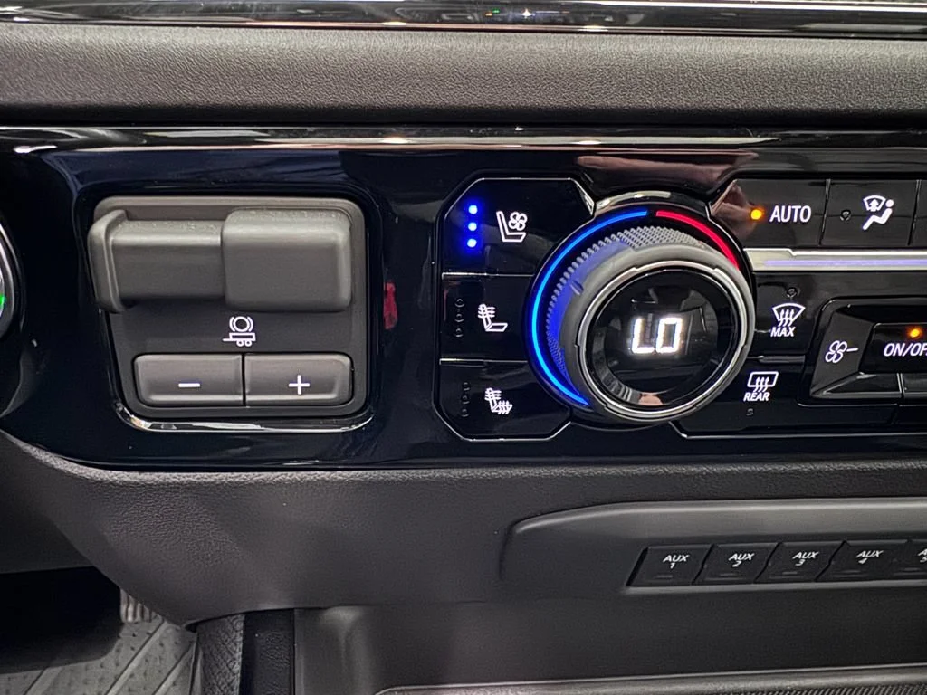 2026 Chevrolet Silverado 2500HD ZR2 - Photo 25