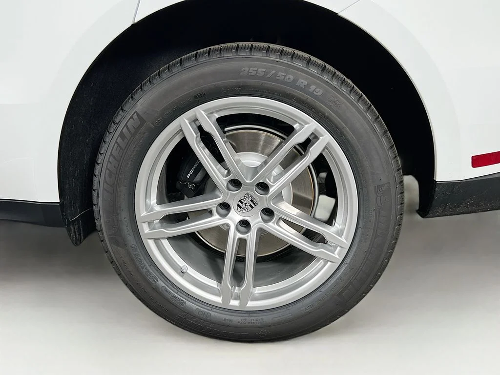 New 2026 White Porsche Base image 33
