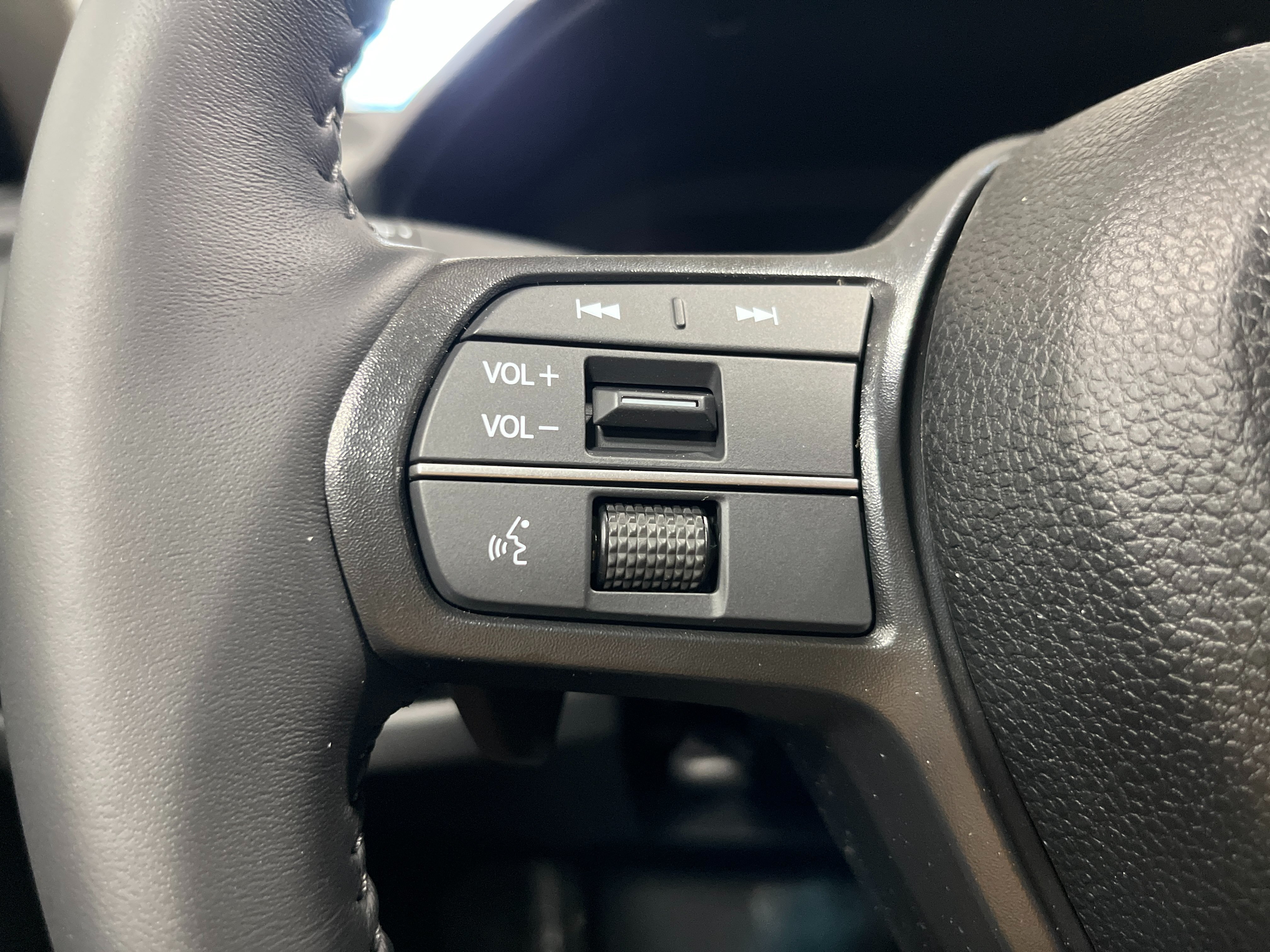 New 2026 Urban Gray Pearl Honda EX-L image 16