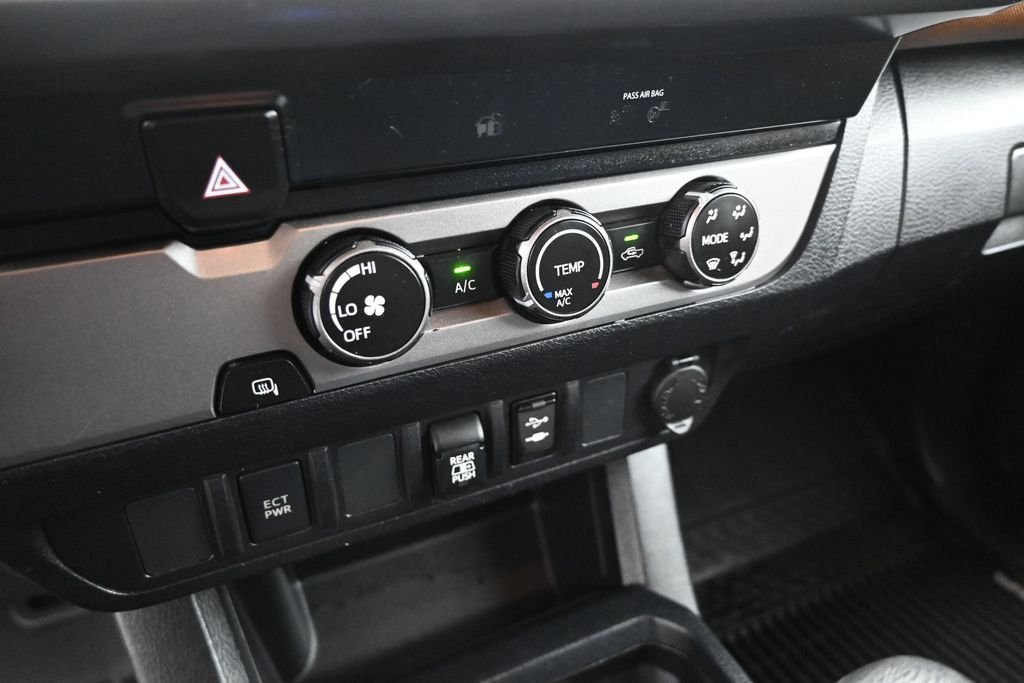 Used 2019 Gray Toyota SR5 image 14