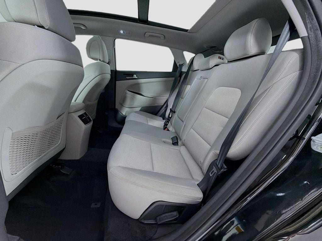 Used 2018 Black Noir Pearl Hyundai Value AWD image 24
