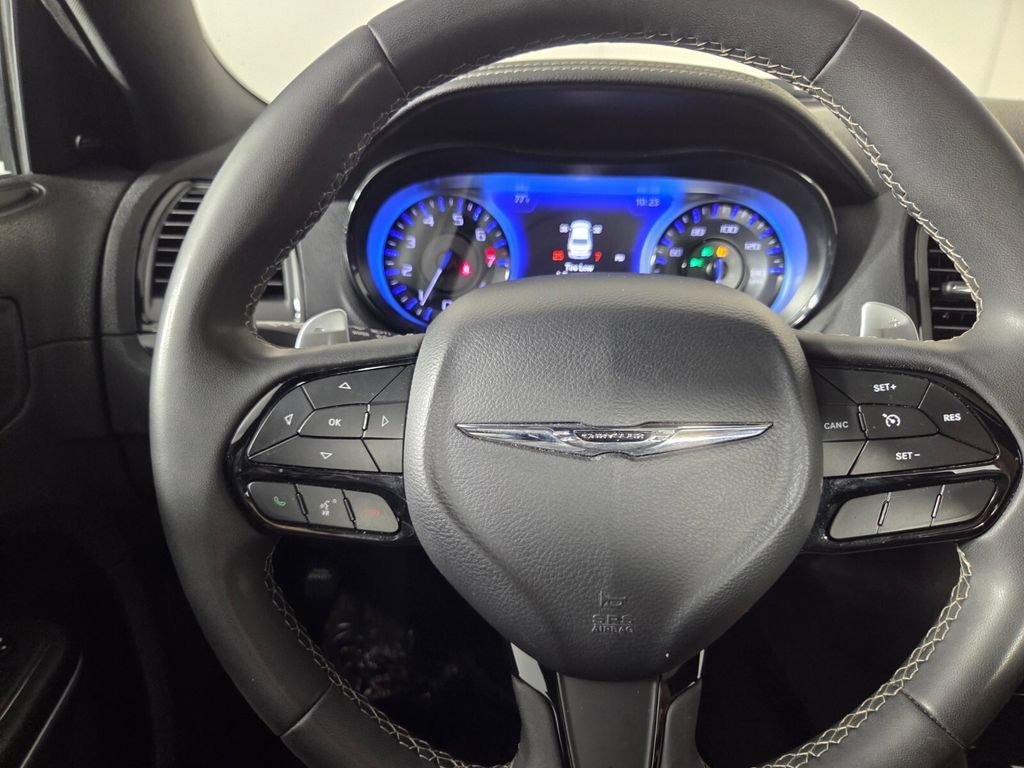 Used 2023 Silver Mist Clearcoat Chrysler 300S image 15
