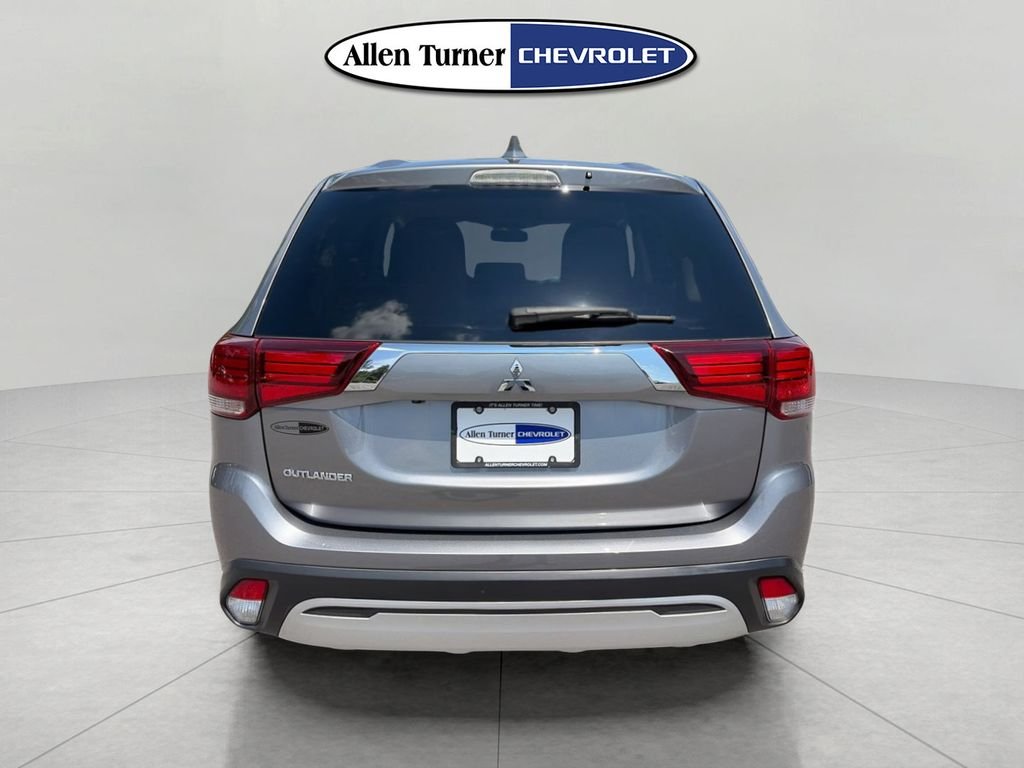 Used 2020  Mitsubishi ES image 5