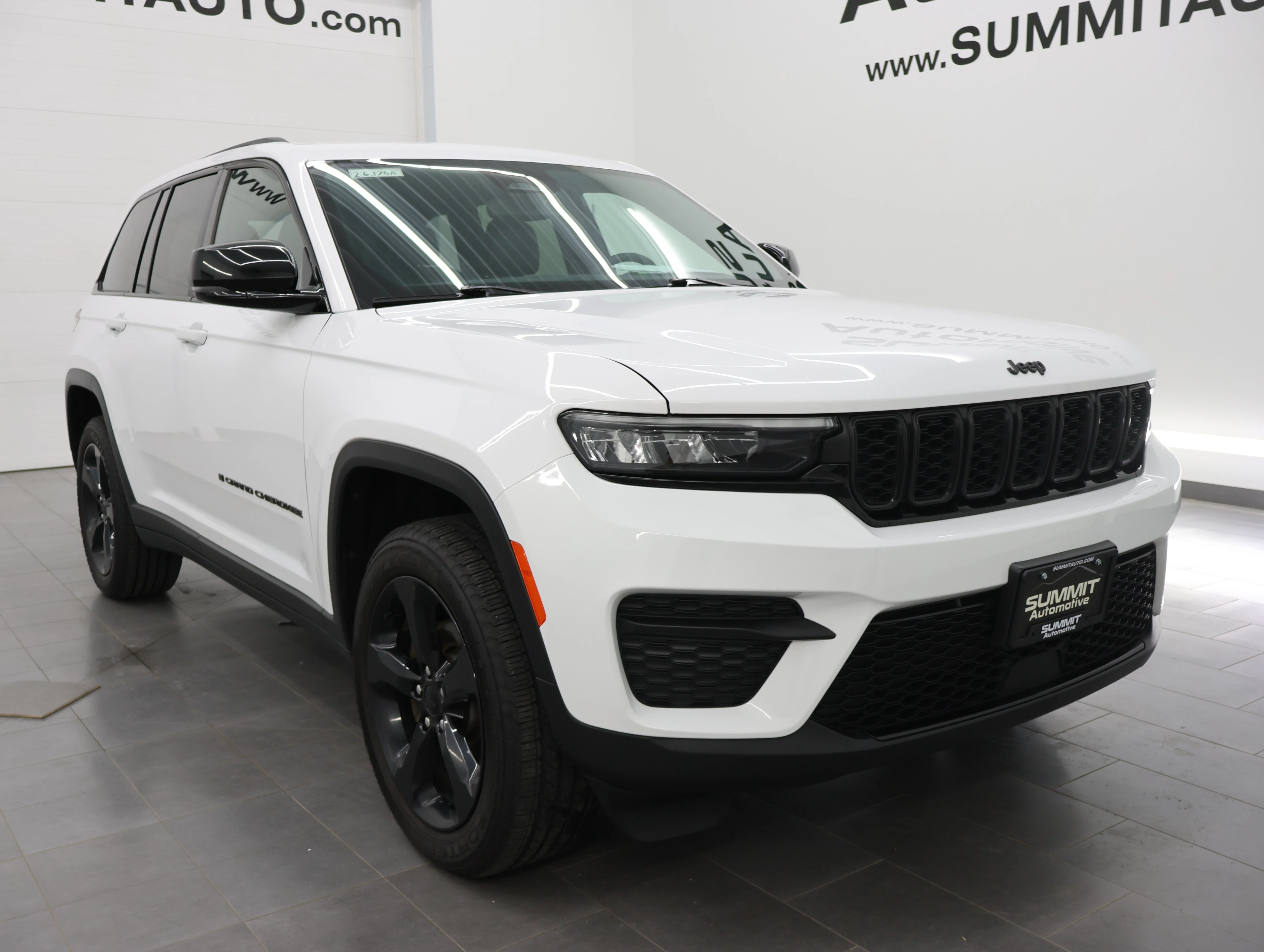 Used 2023 Bright White Clearcoat Jeep Altitude X image 2
