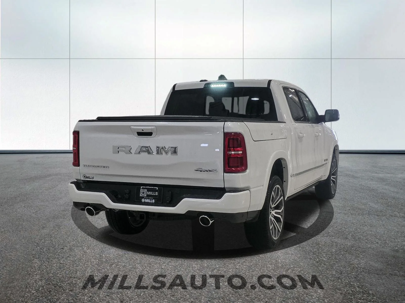 New 2026 Ivory White Tri-Coat Pearl-Coat Exterior Paint RAM Tungsten image 7