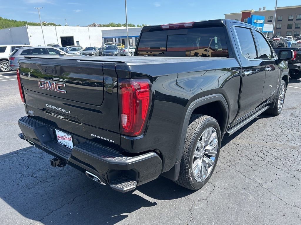 Used 2024 Onyx Black GMC Denali image 5