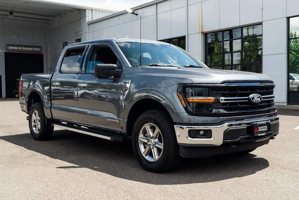 Used 2024 Gray Ford XLT image 1