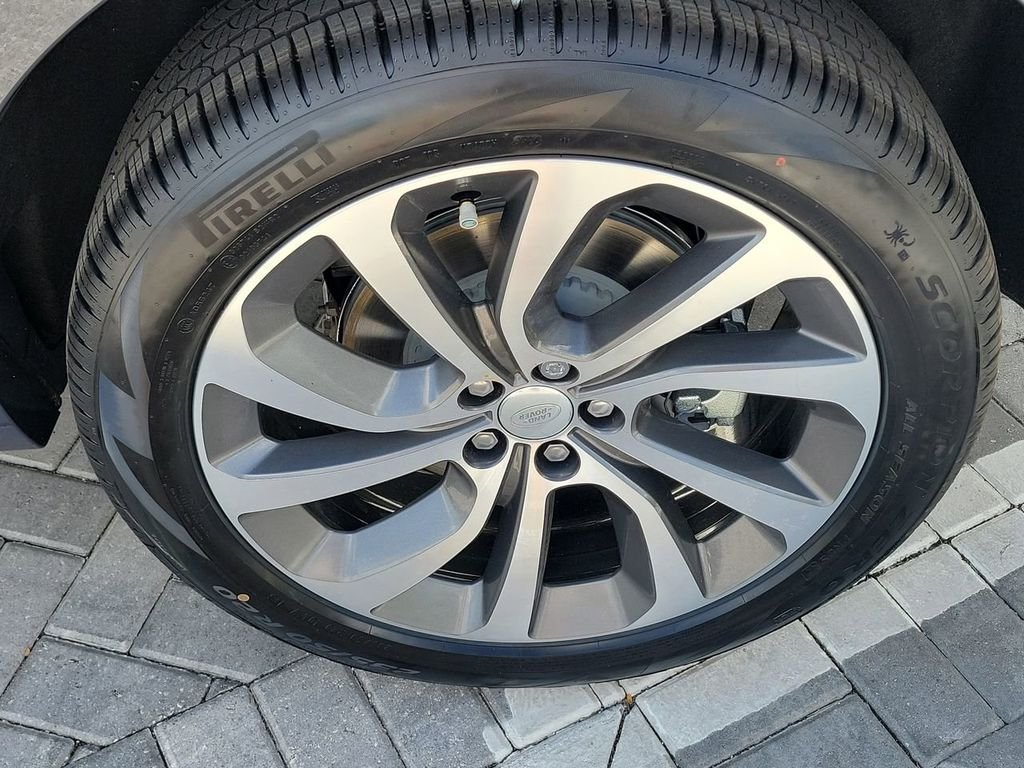 2025 Land Rover Discovery Sport S - Photo 14