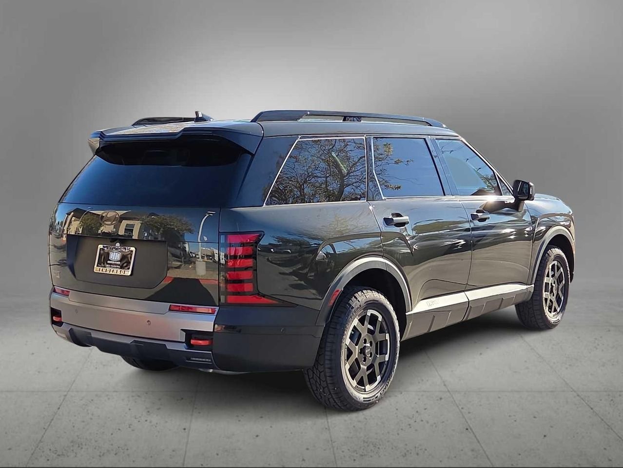 New 2026 Titan Charcoal Pearl Hyundai XRT Pro image 8