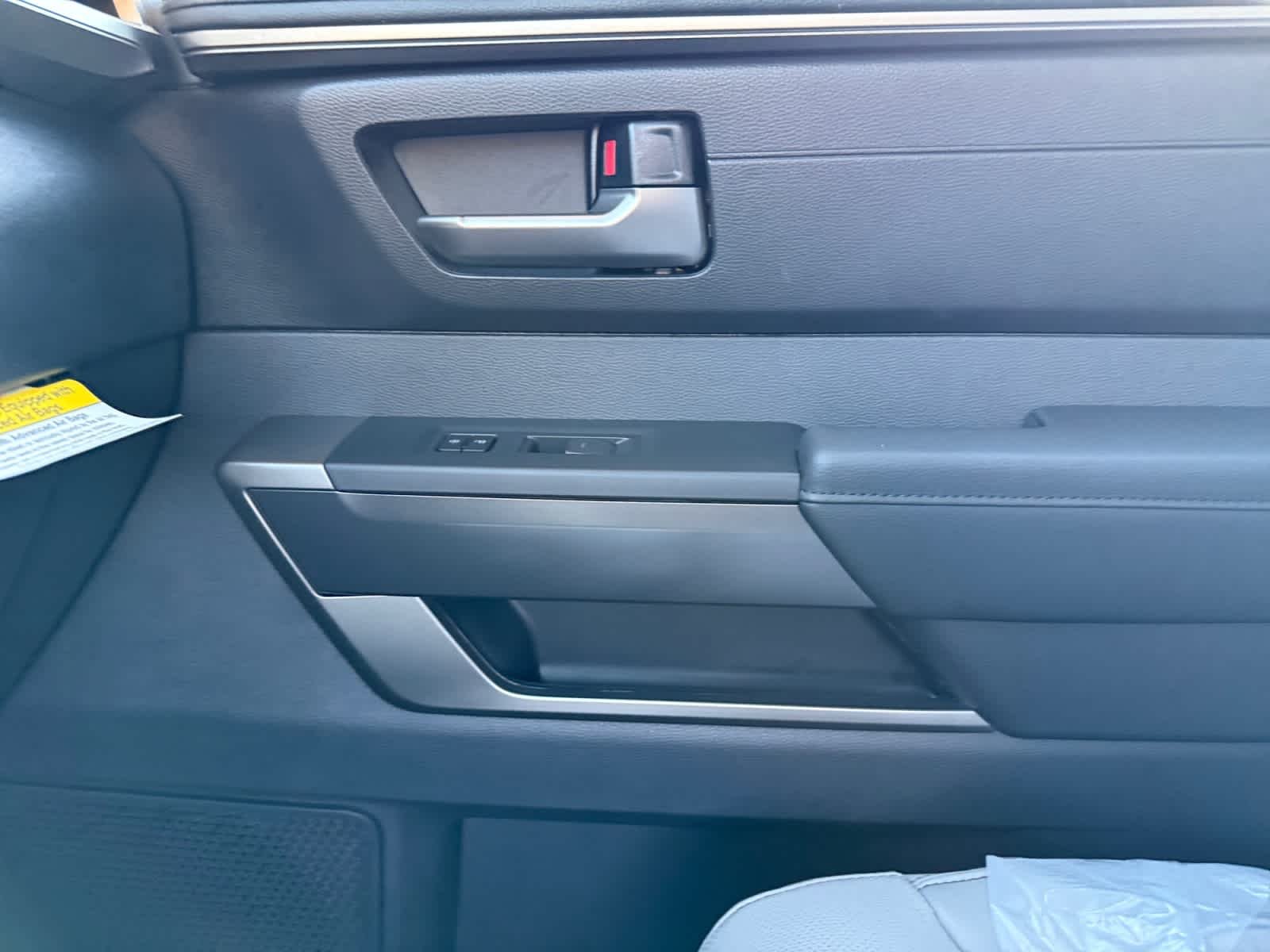 2026 Toyota Tundra SR5 - Photo 20
