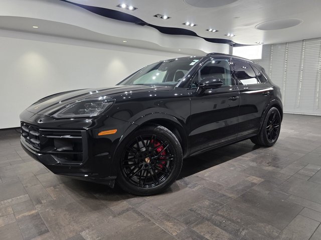 2025 Porsche Cayenne GTS