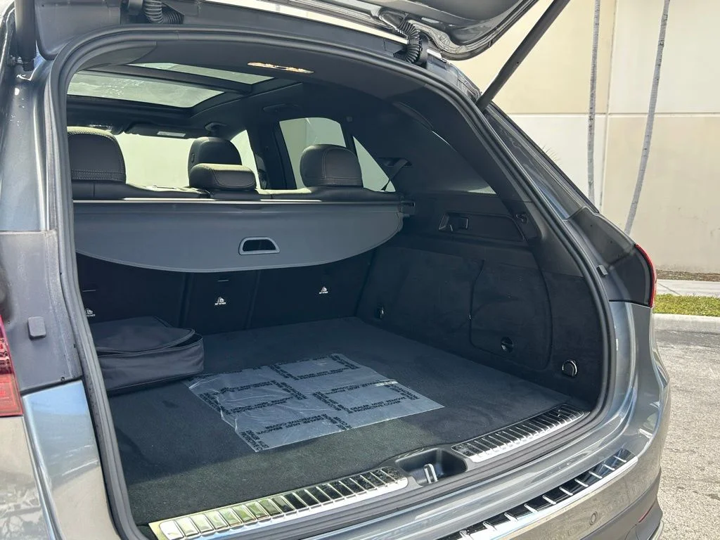 Used 2025  Mercedes-Benz GLE 450e image 39