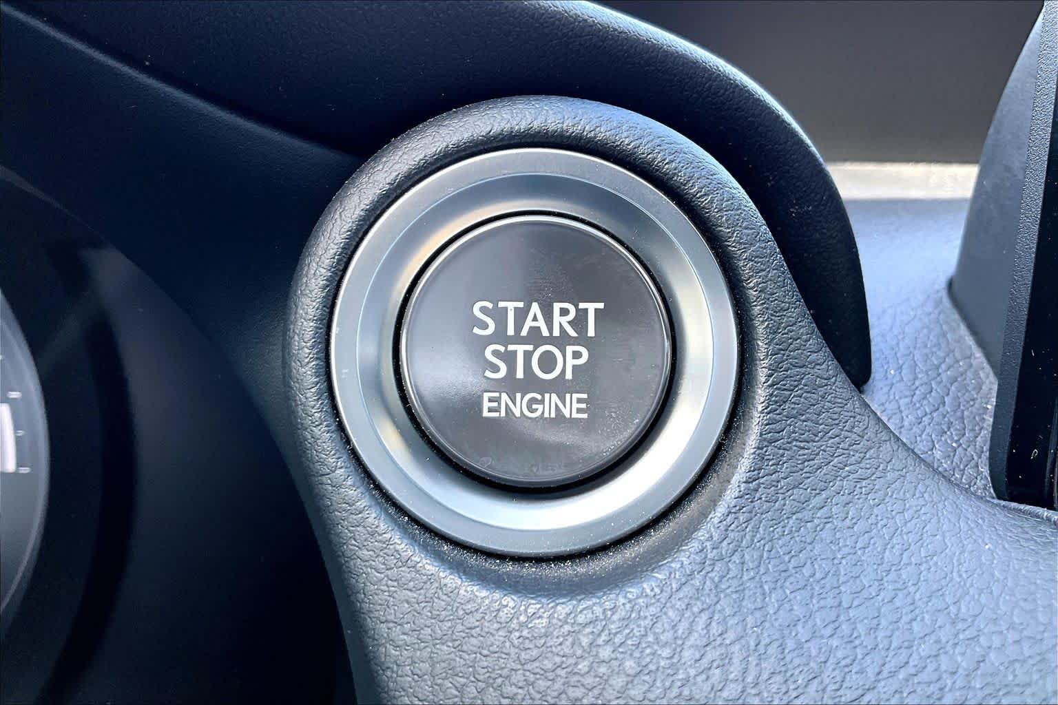Used 2022 Ultra White Lexus F SPORT image 33