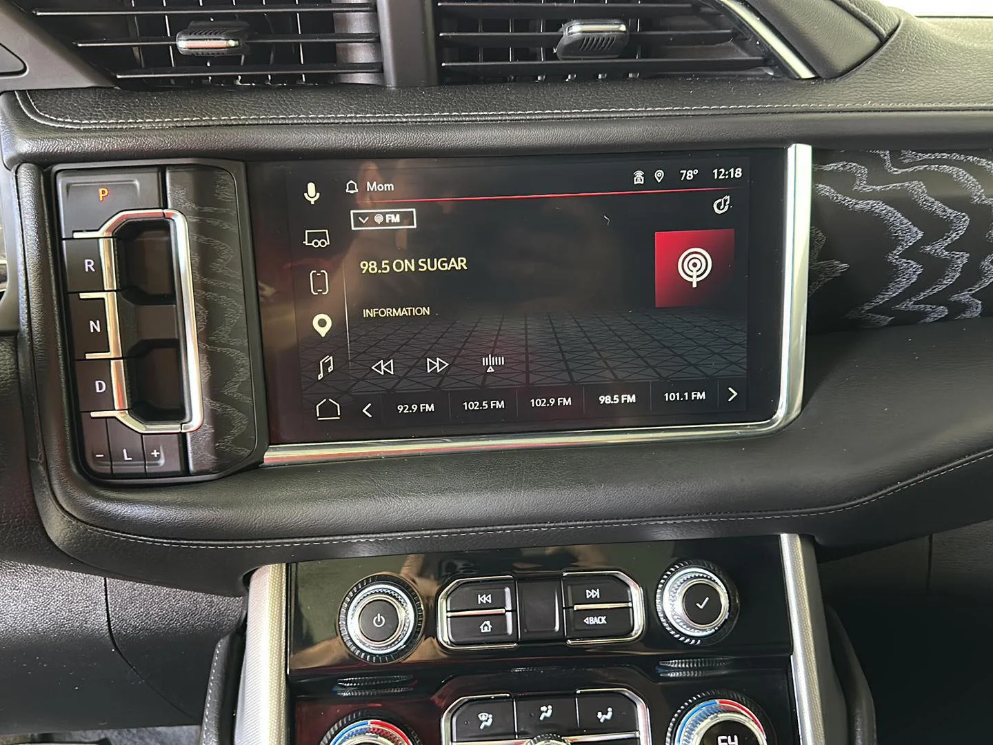 Used 2023 Sterling Metallic GMC Denali image 17