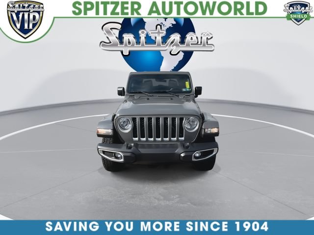 Used 2022 Gray Jeep Overland image 3
