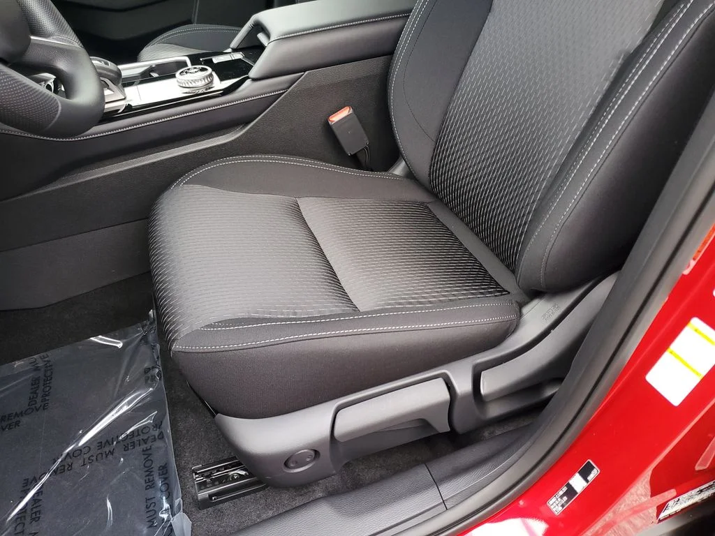New 2026 Red Mitsubishi ES image 20