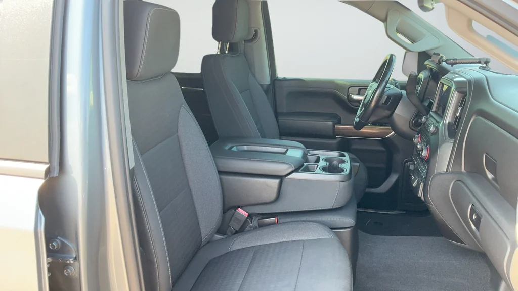 Used 2020 Gray Chevrolet LT image 11