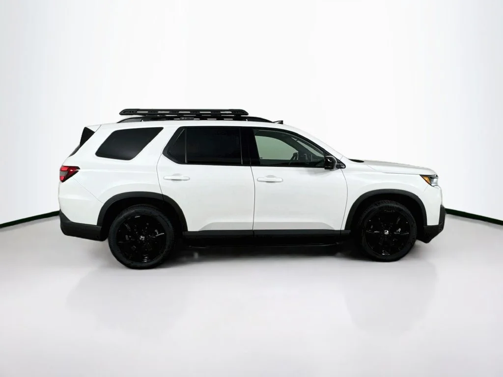 New 2026 Platinum White Pearl Honda Black Edition image 8