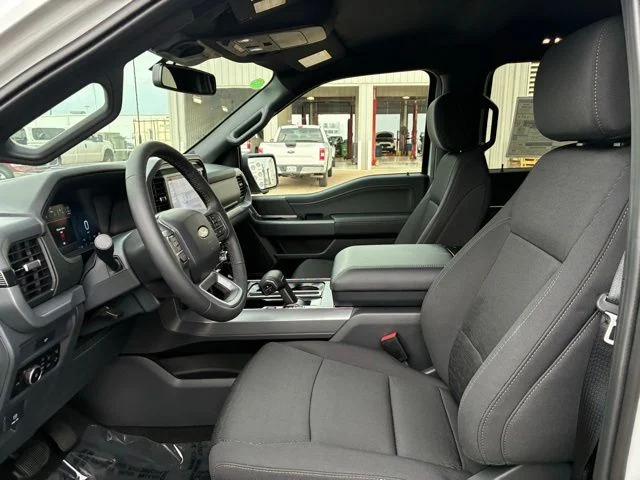New 2026 Avalanche Ford XLT image 7