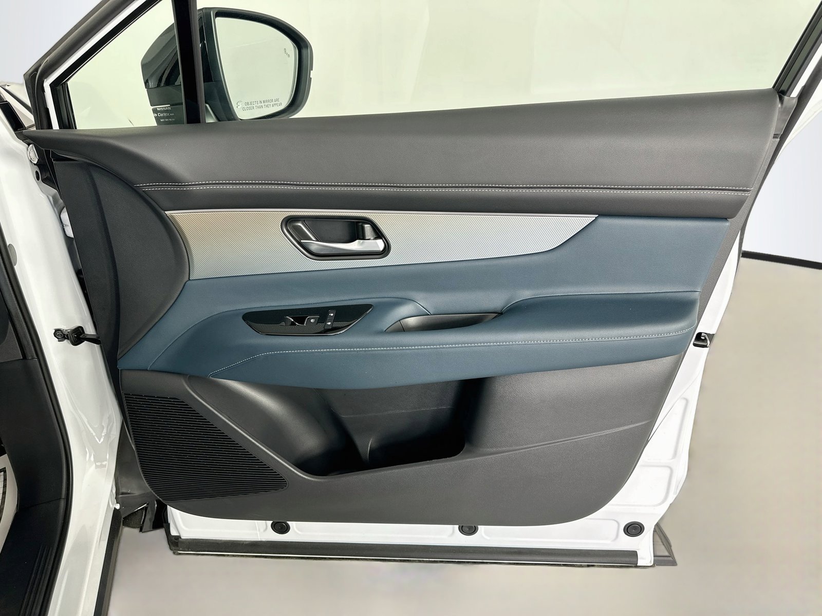 2025 Nissan Murano Platinum - Photo 38