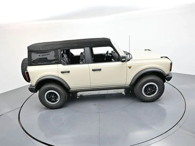 2025 Ford Bronco 4-Door Badlands - Photo 24