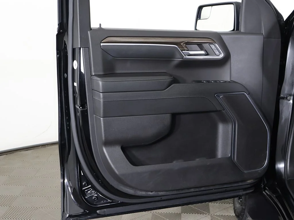 Used 2024 Black Chevrolet RST image 21