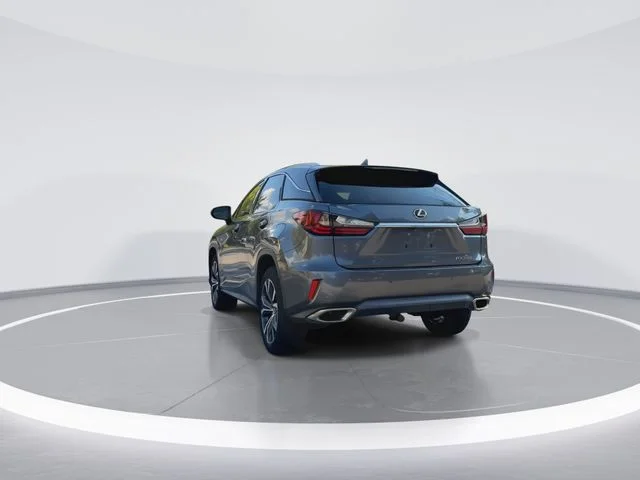 Used 2019 Gray Lexus 350 image 7