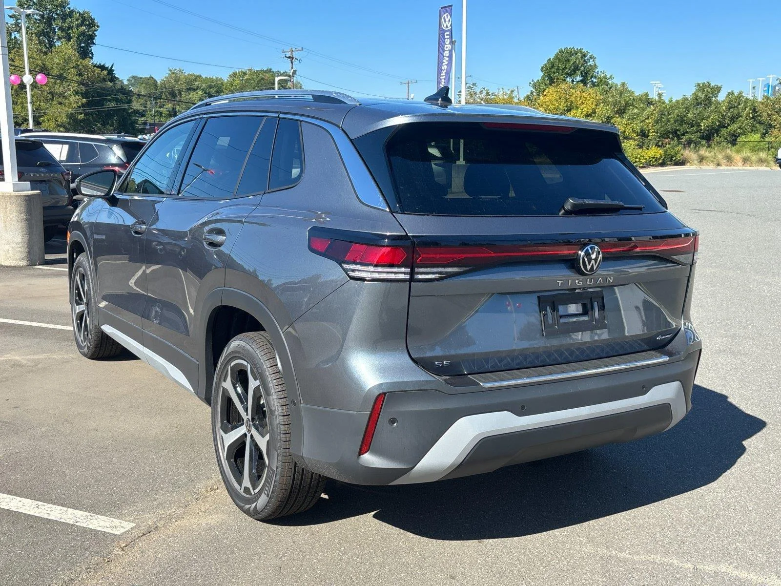 New 2026 Platinum Gray Metallic Volkswagen SE image 3