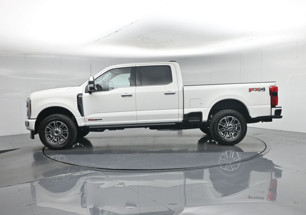 New 2026 Star White Metallic Tri-Coat Ford Platinum image 29