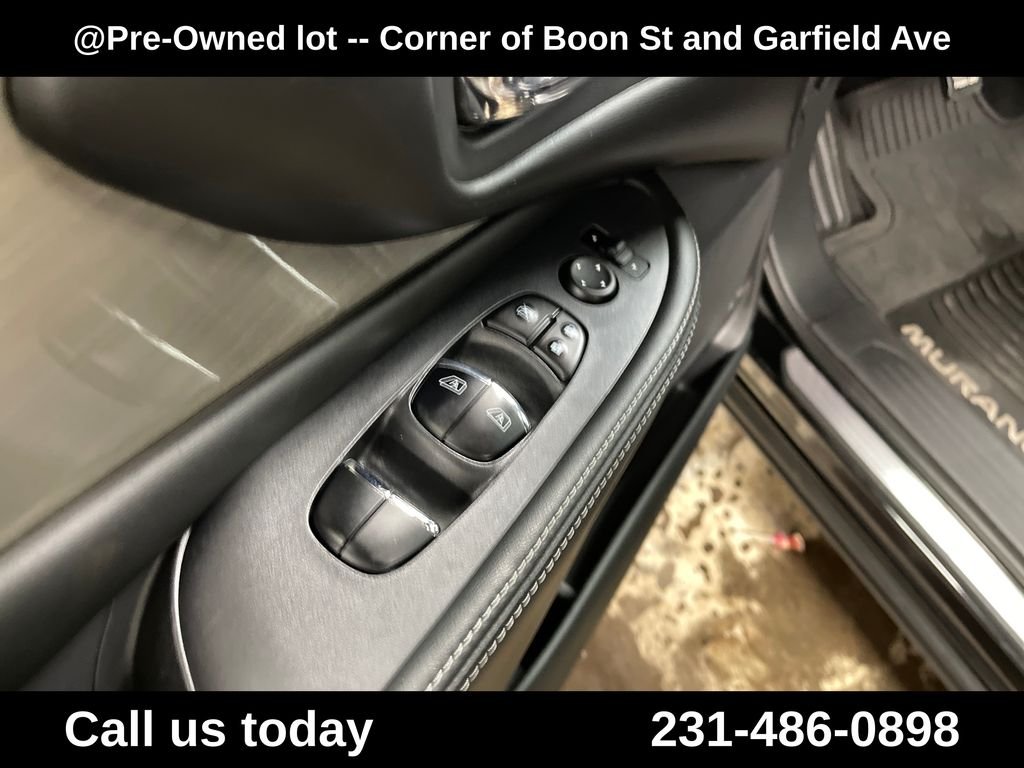 Used 2018 Black Nissan SL image 16