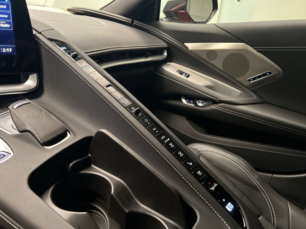 2023 Chevrolet Corvette 2LT - Photo 18