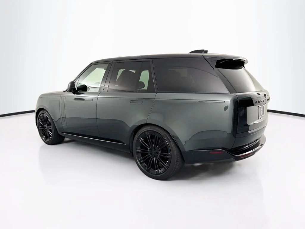Used 2026 Green Land Rover SE image 7