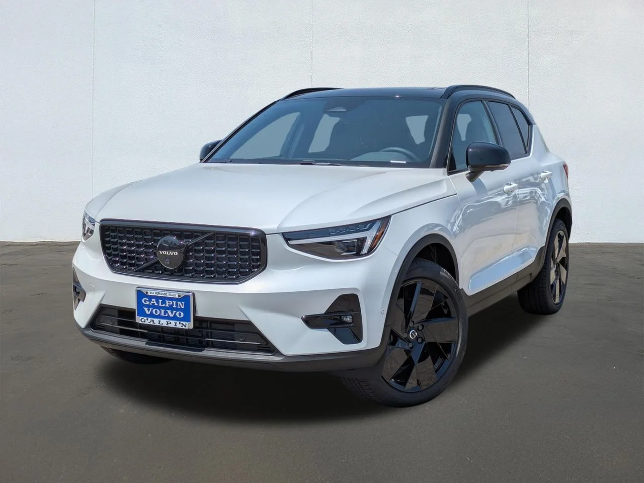 2026 Volvo XC40